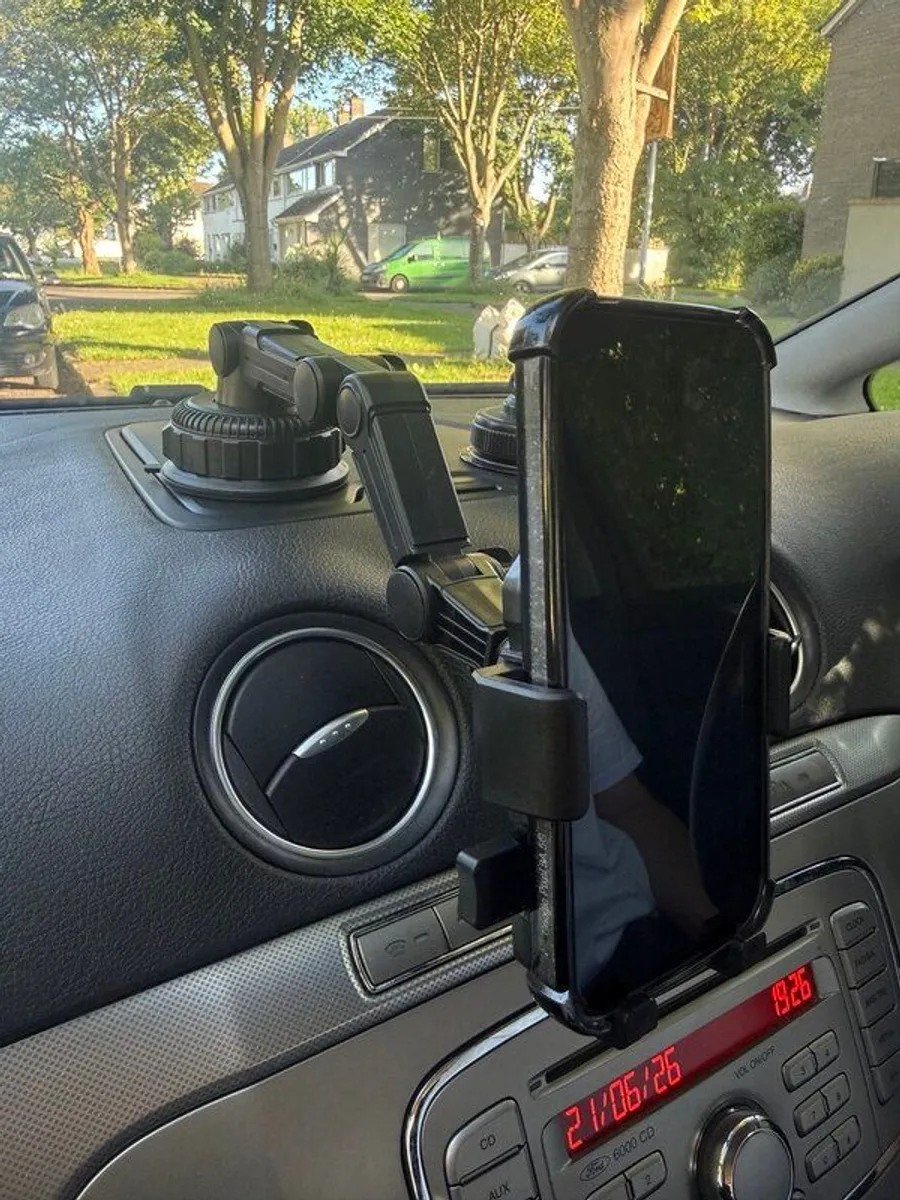 Universal car phone holderr - Image 3