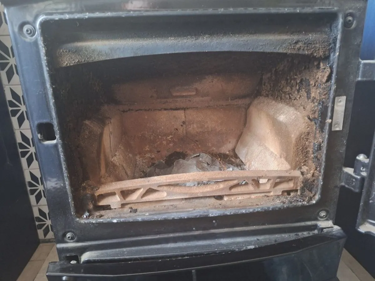 Stanley solid fuel Stove - Image 2