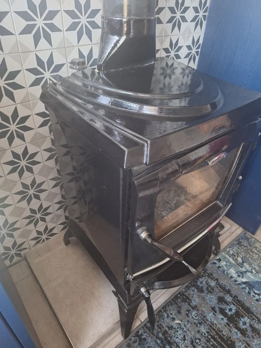 Stanley solid fuel Stove - Image 4