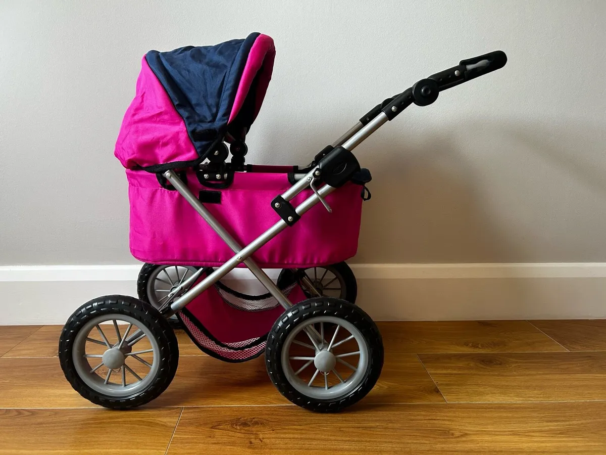 Doll’s buggy and doll’s cot - Image 3