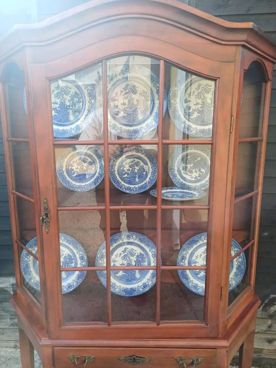 Vintage Mahogany Display Cabinet - Image 2