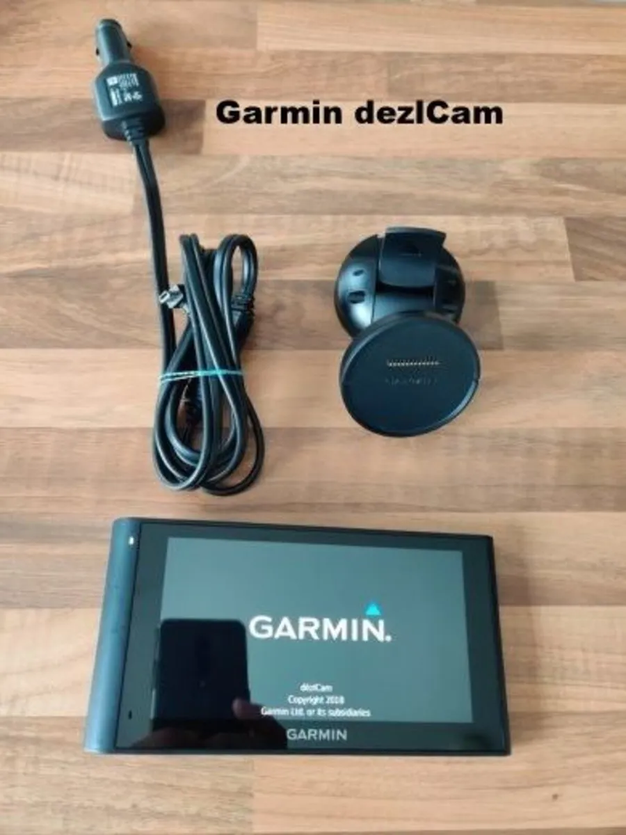 6-inch Garmin HGV sat nav with built-in Dashcam - Image 1