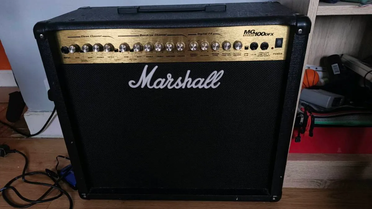 Marshall MG100DFX - Image 1