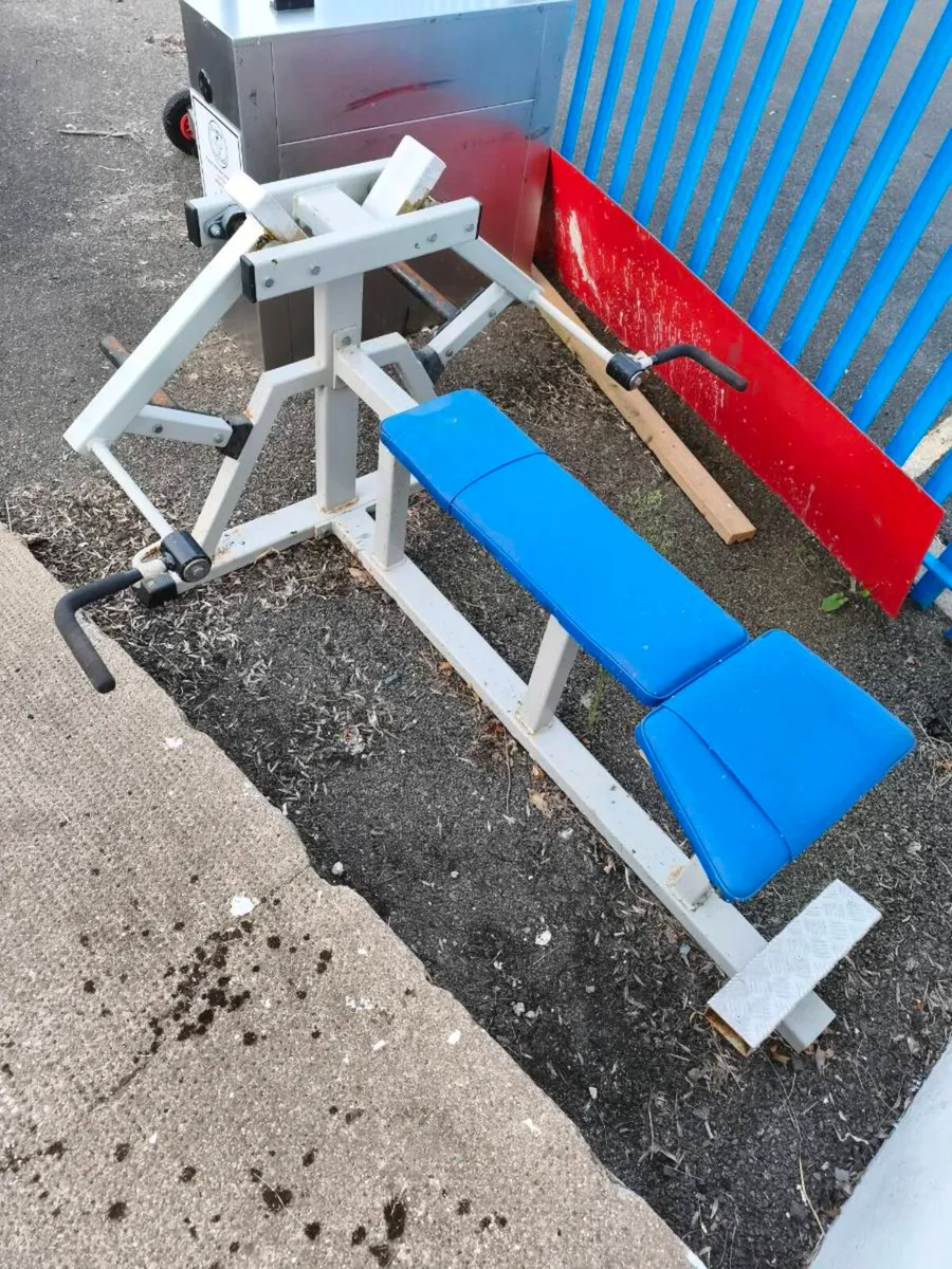 Chest fly machine - Image 1
