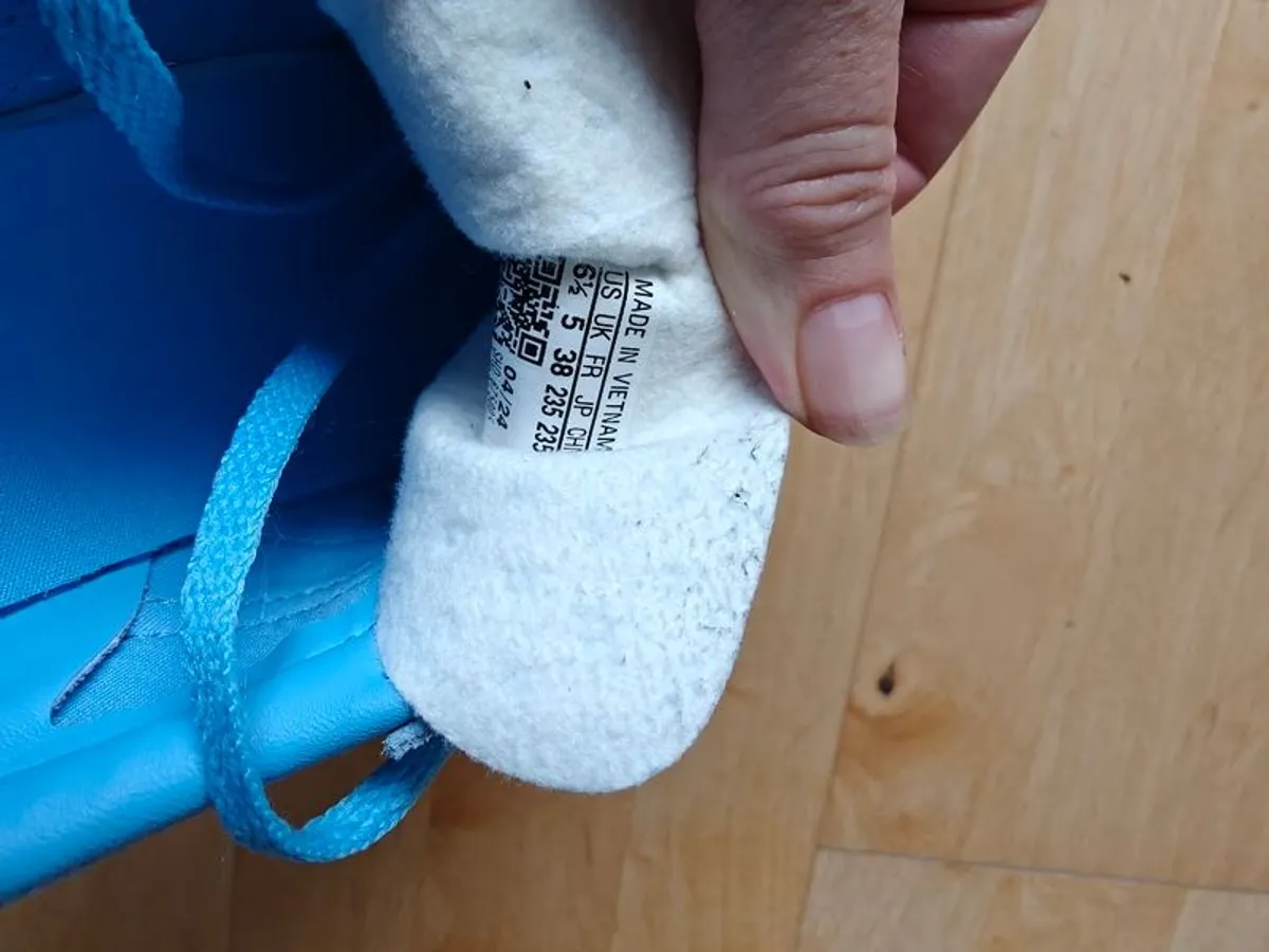 Adidas Gazelle Trainers - Image 4
