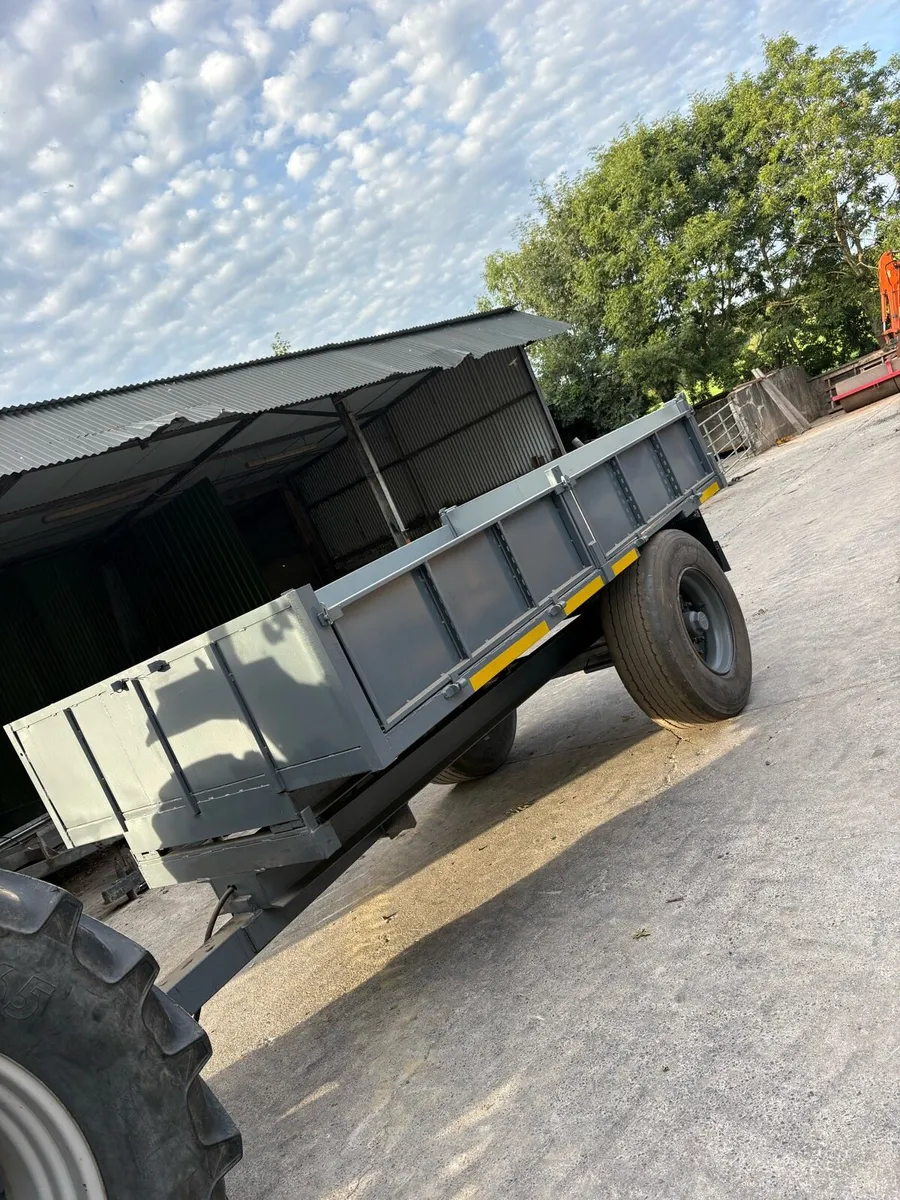 Tipping trailer - Image 1