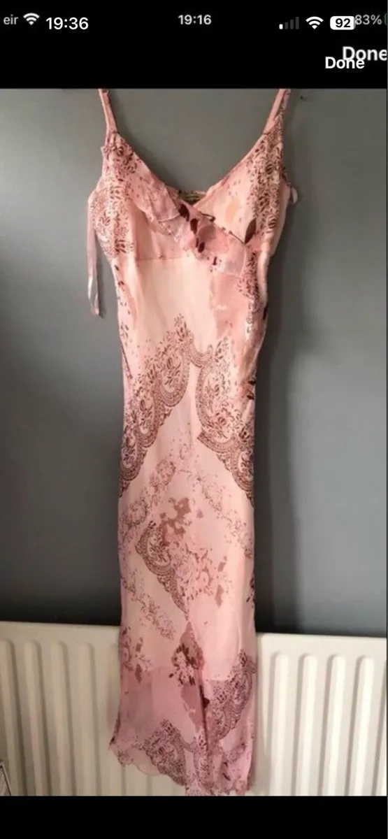 Ladies stunning dress size 10 €10 - Image 1