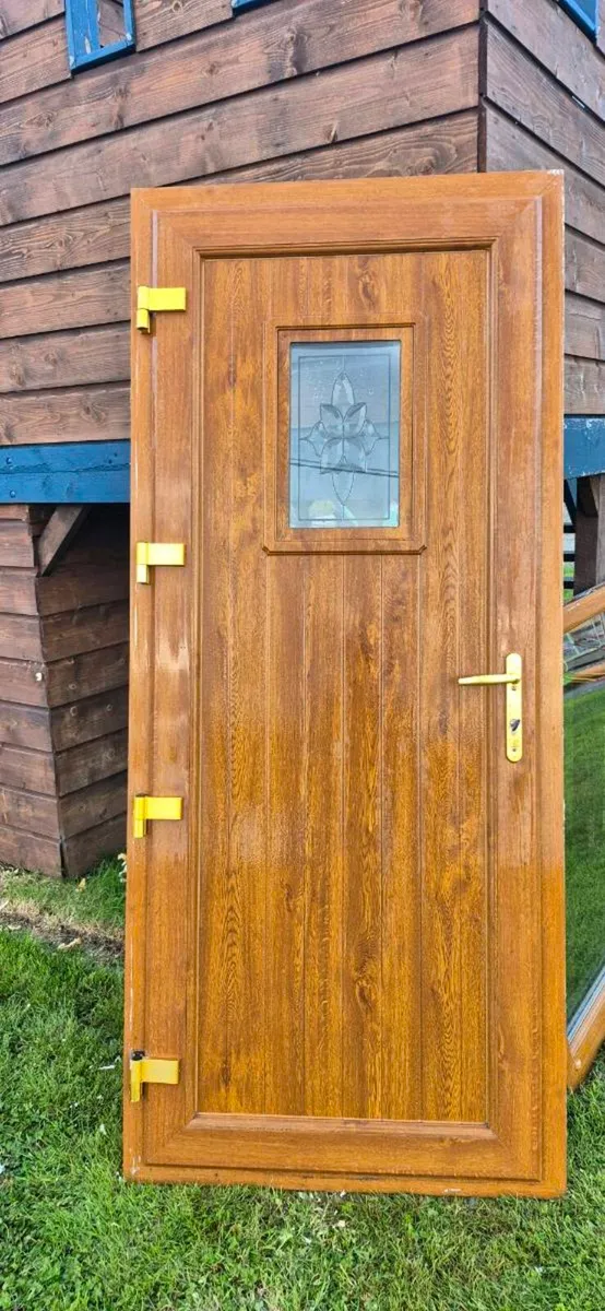 Windows and door - Image 1