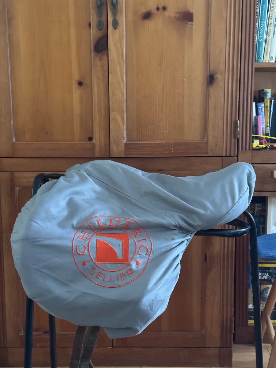 Childeric CFAP 18” medium wide brown saddle - Image 1