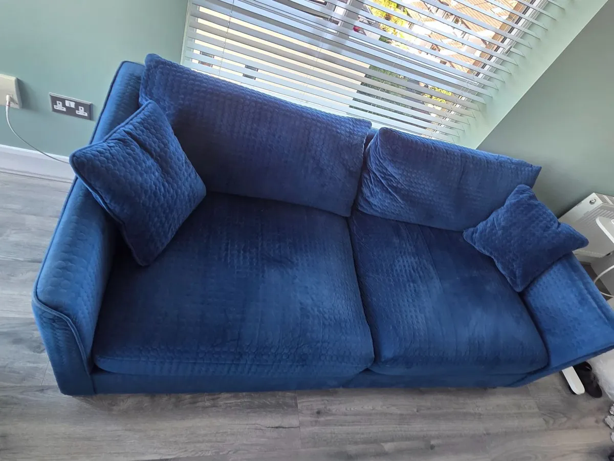 Two Harvey Norman sofas (3 and 2 seater) - Image 3