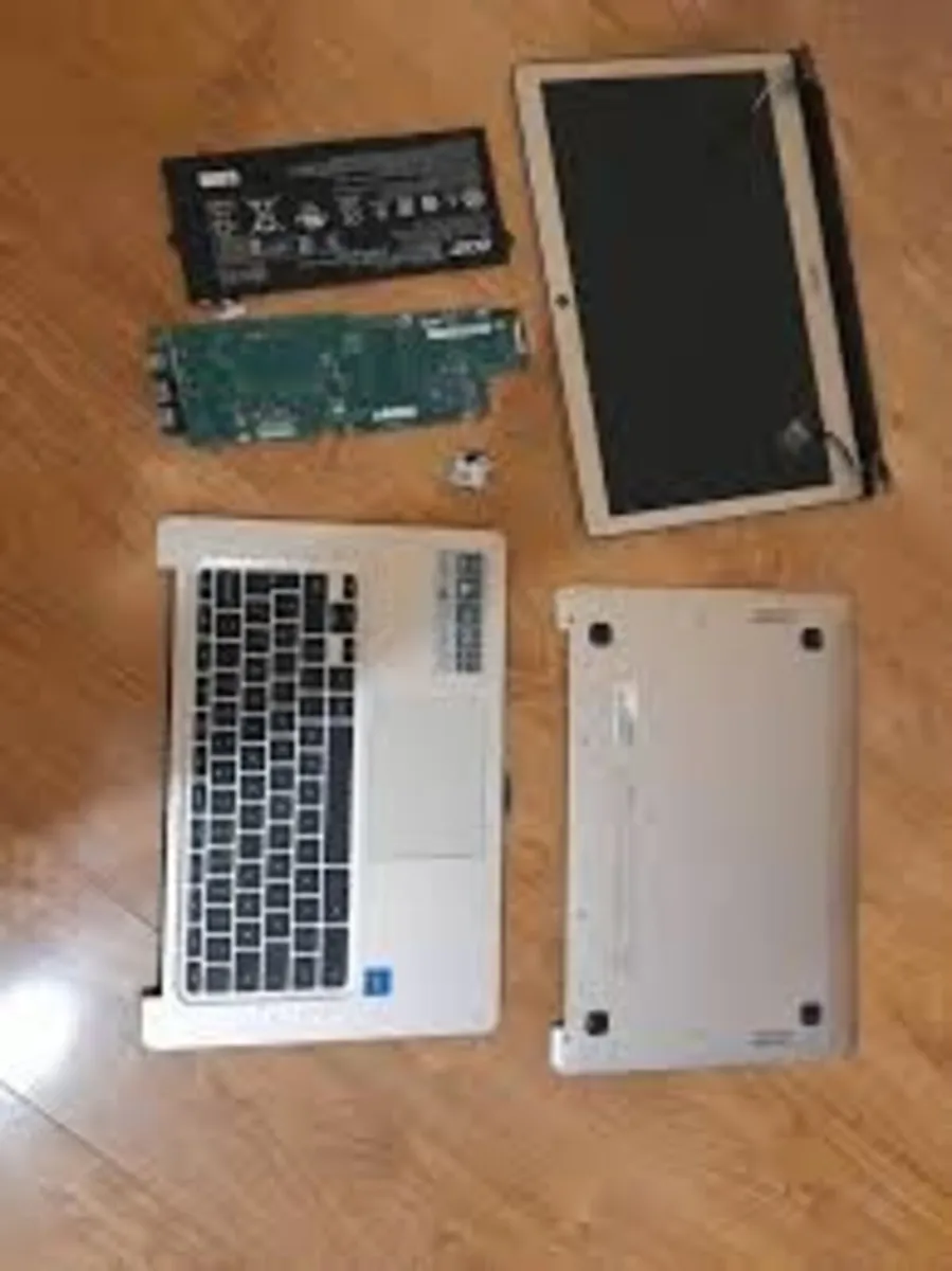 Used Joblot of Electric Gadgets Laptop Spare Parts - Image 1