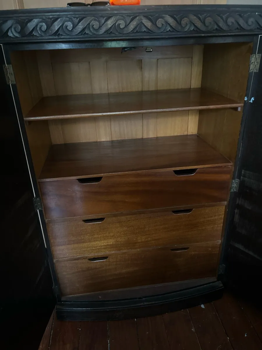 Vintage solid oak carved storage cabinet - Image 2