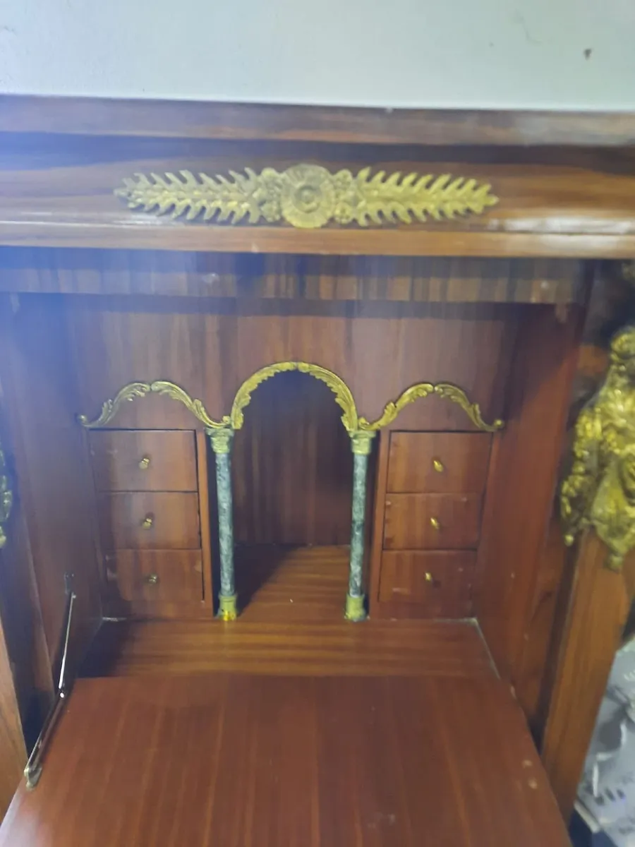 Antique cabinet - Image 4