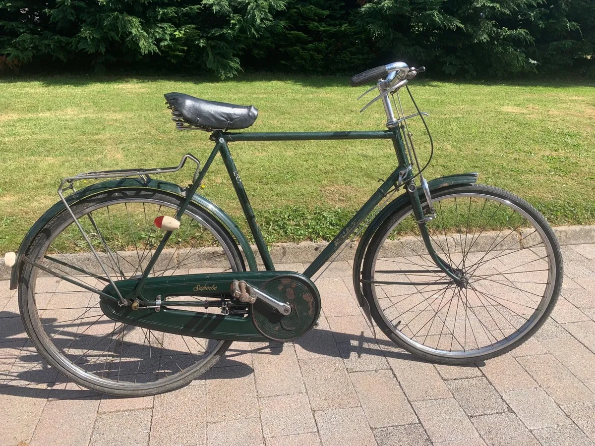 Raleigh Superbe Vintage Bike - Image 1