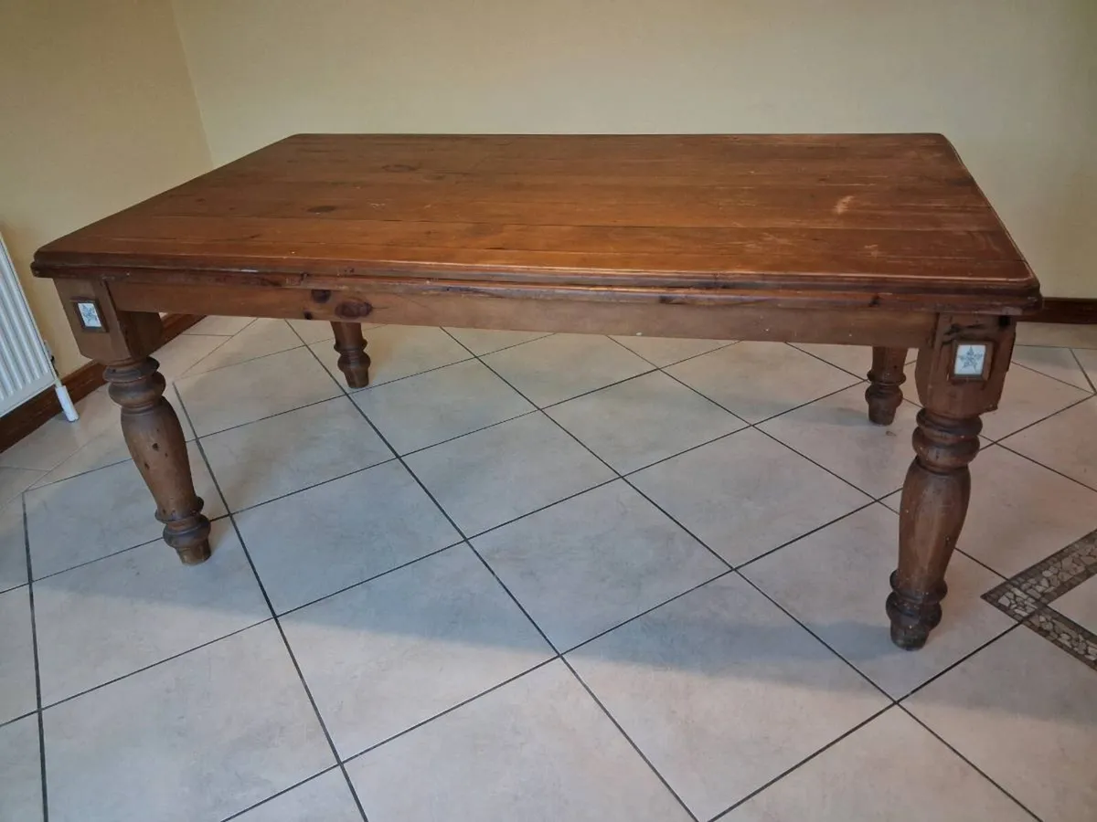 Dining table and chairs - Image 2