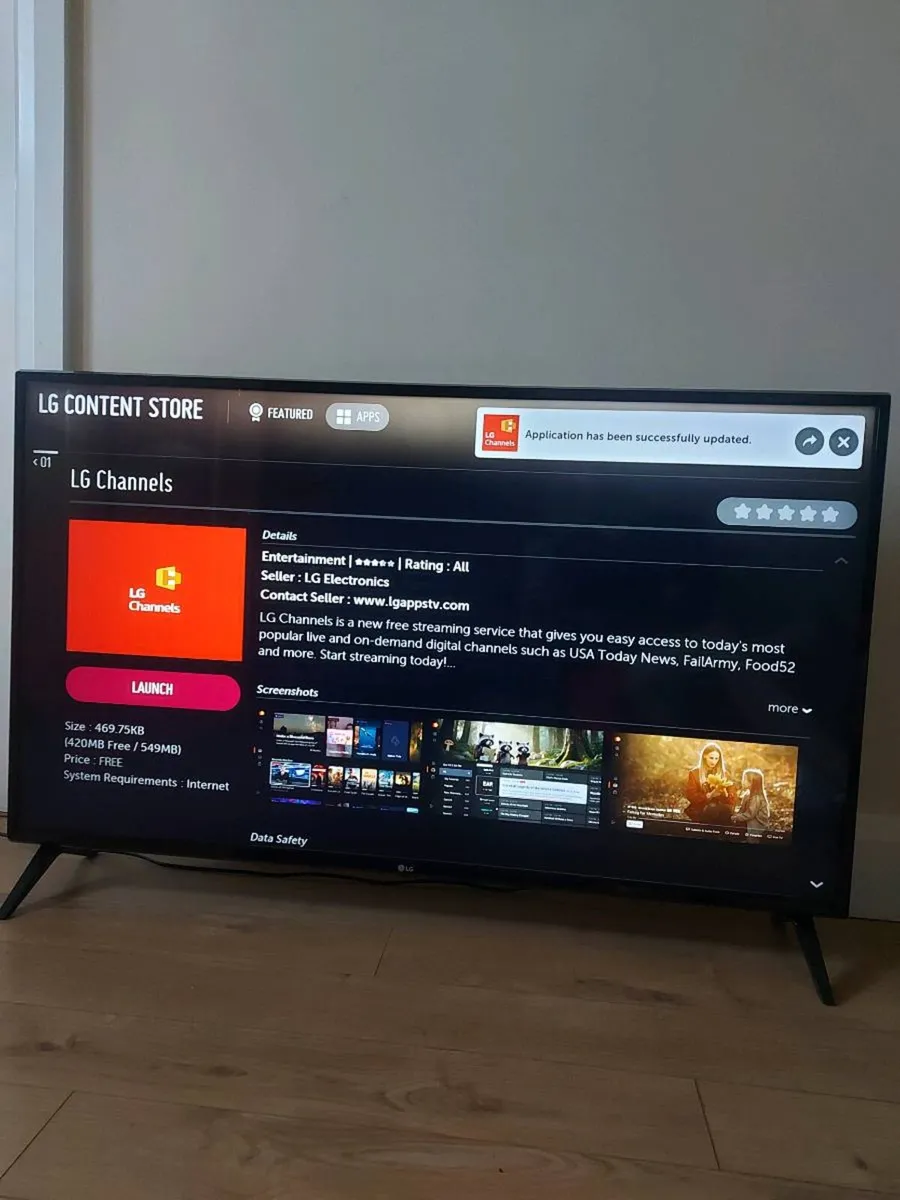 LG 49" smart 4K TV - Image 2