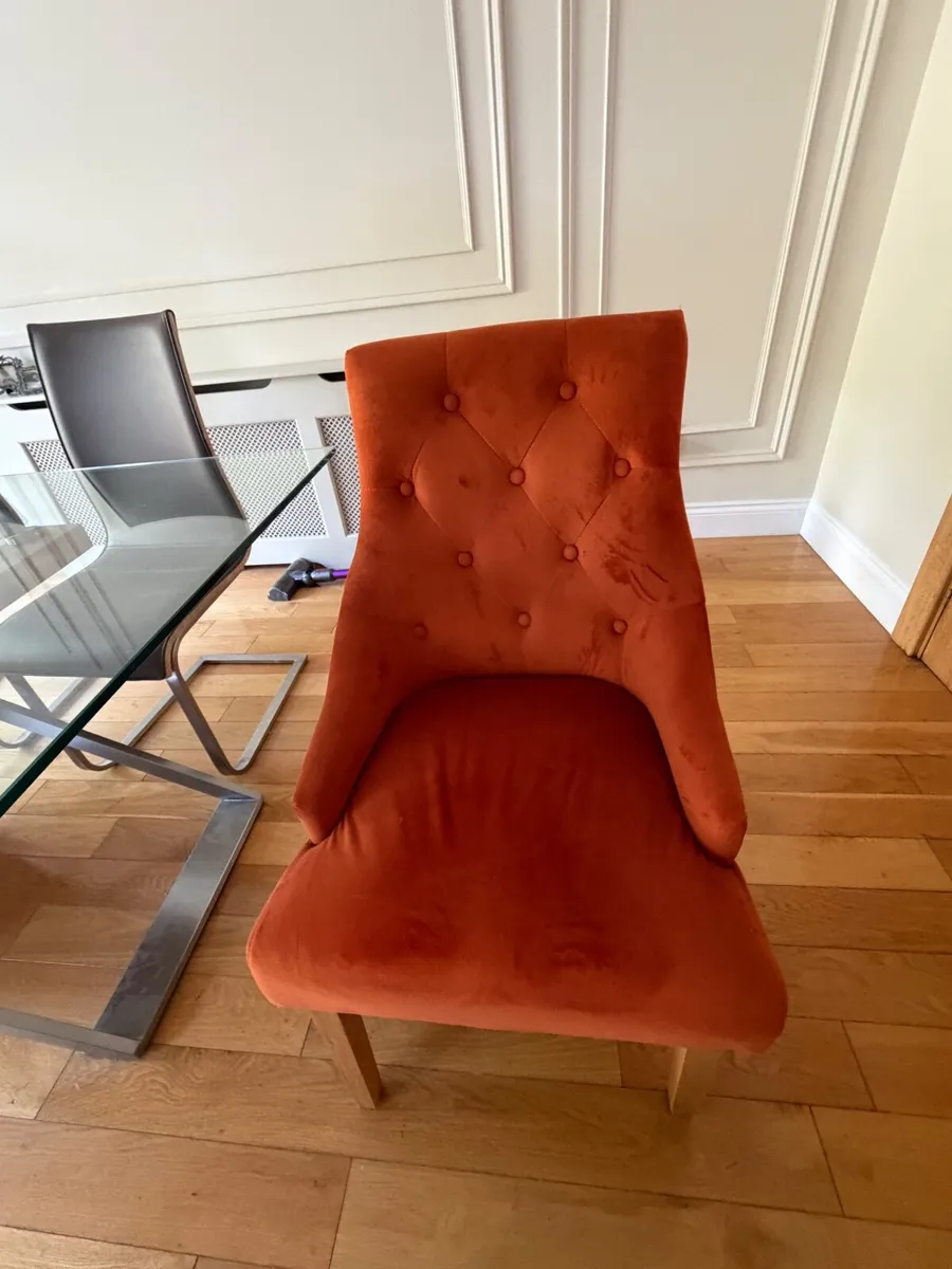 Dining Table & Chairs - Image 3