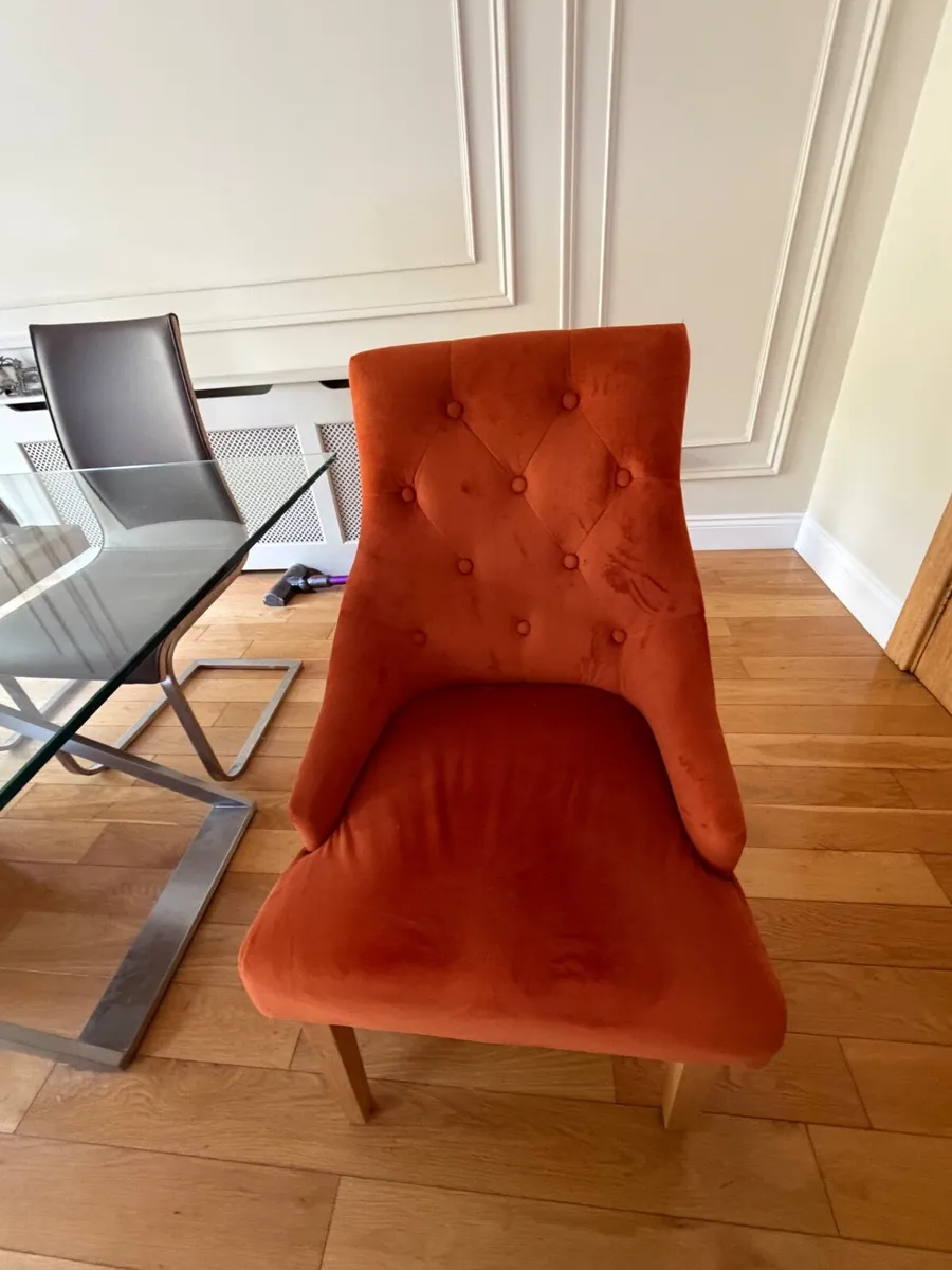 Dining Table & Chairs - Image 4