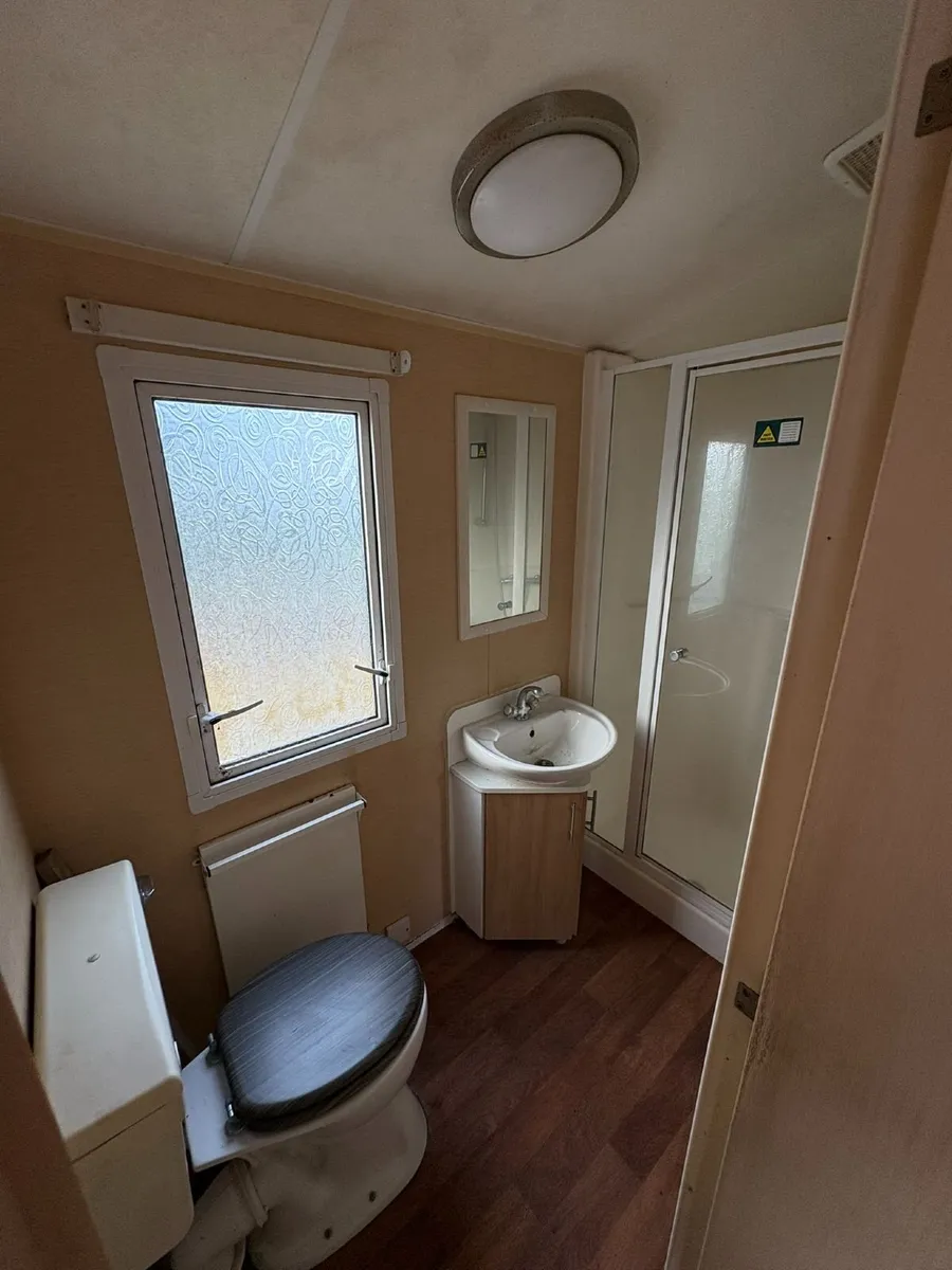 Mobile Home - Image 4