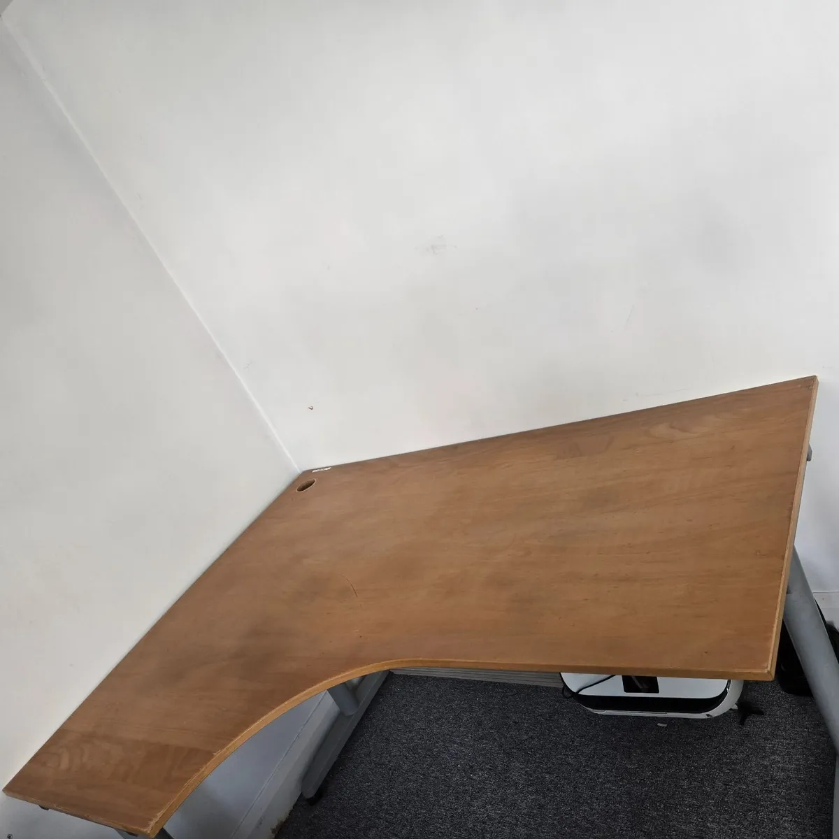 Desk - Image 2