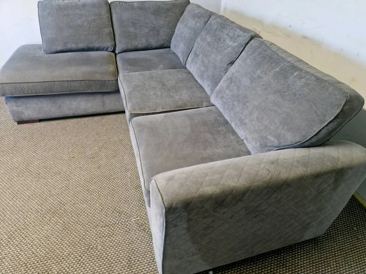 Corner sofa - Image 2