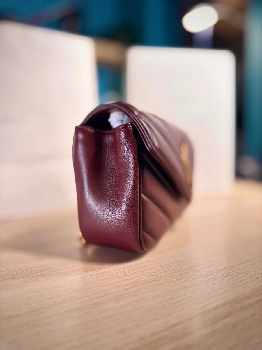 Perfect Fall Designer Bag 🍂🍷 - Image 2