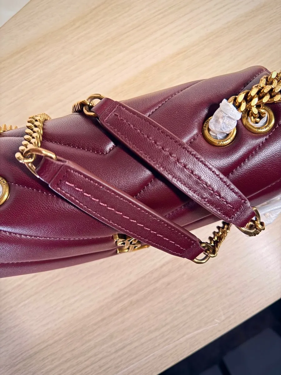 Perfect Fall Designer Bag 🍂🍷 - Image 3