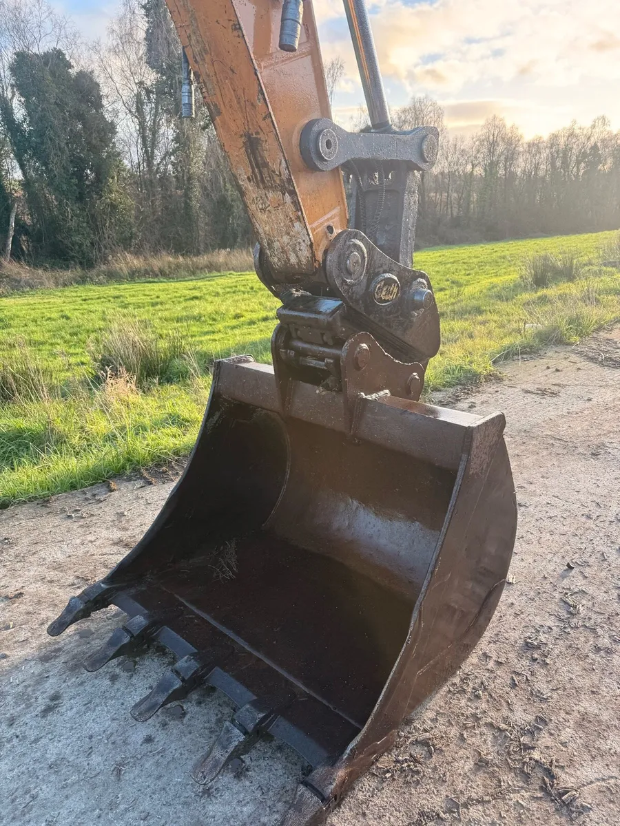 Case 130D digger - Image 4