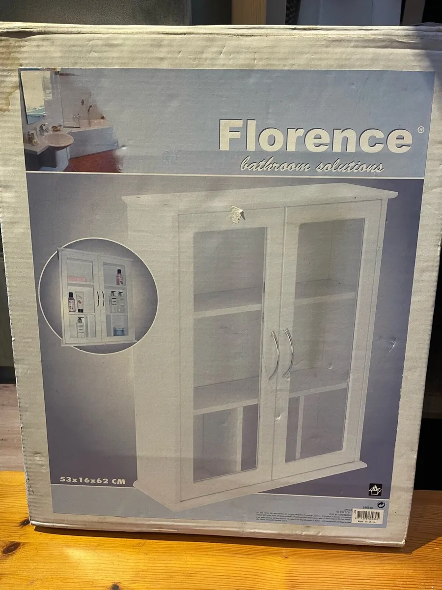 Brand New - Lovely White Bathroom Medicine Cabinet