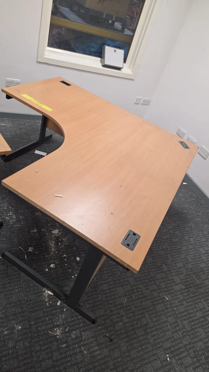 Office Desks - Image 1