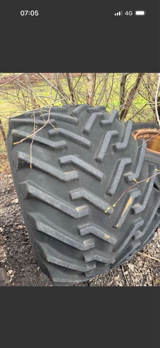 4 OVERSIZE 10STUD WHEELS - Image 1