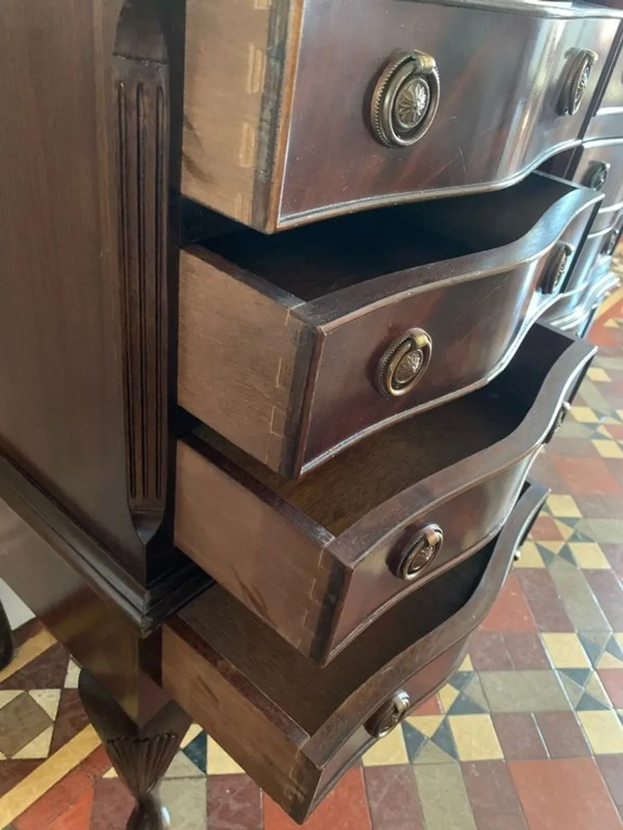 Pair of Mahogany Chippendale Style Bedside Lockers - Image 4