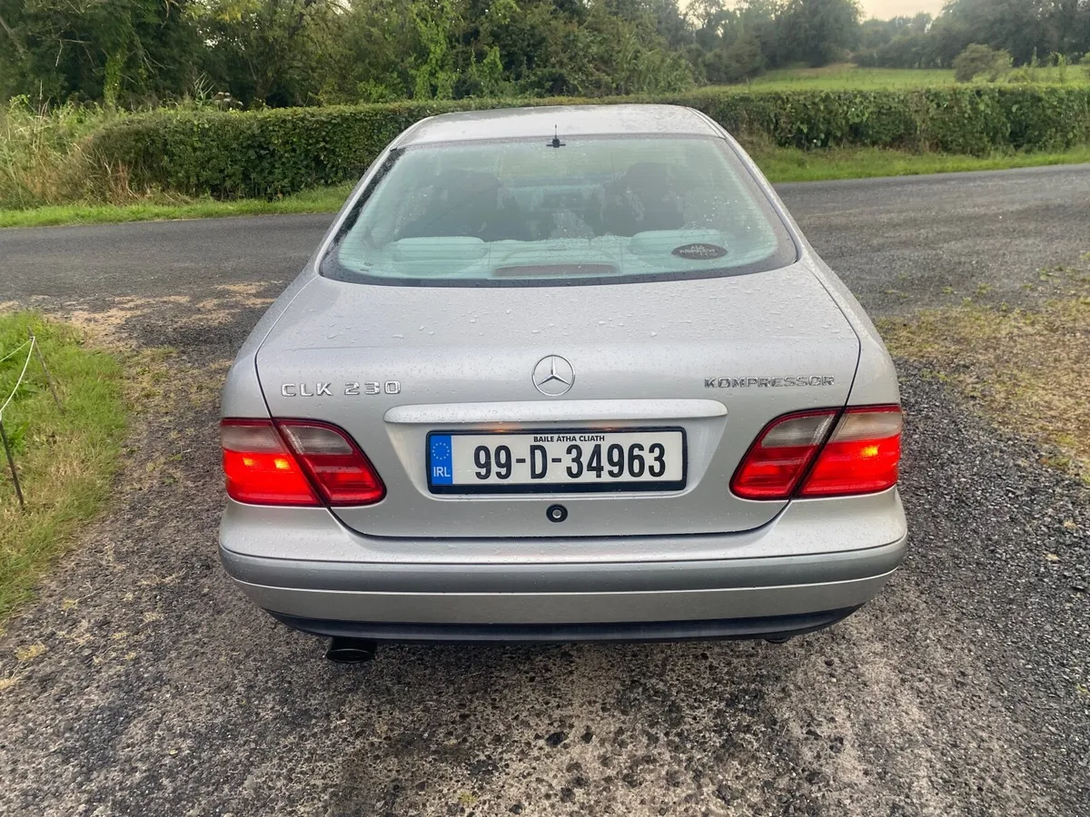 Mercedes-Benz CLK230 Kompressor Sport - Image 4