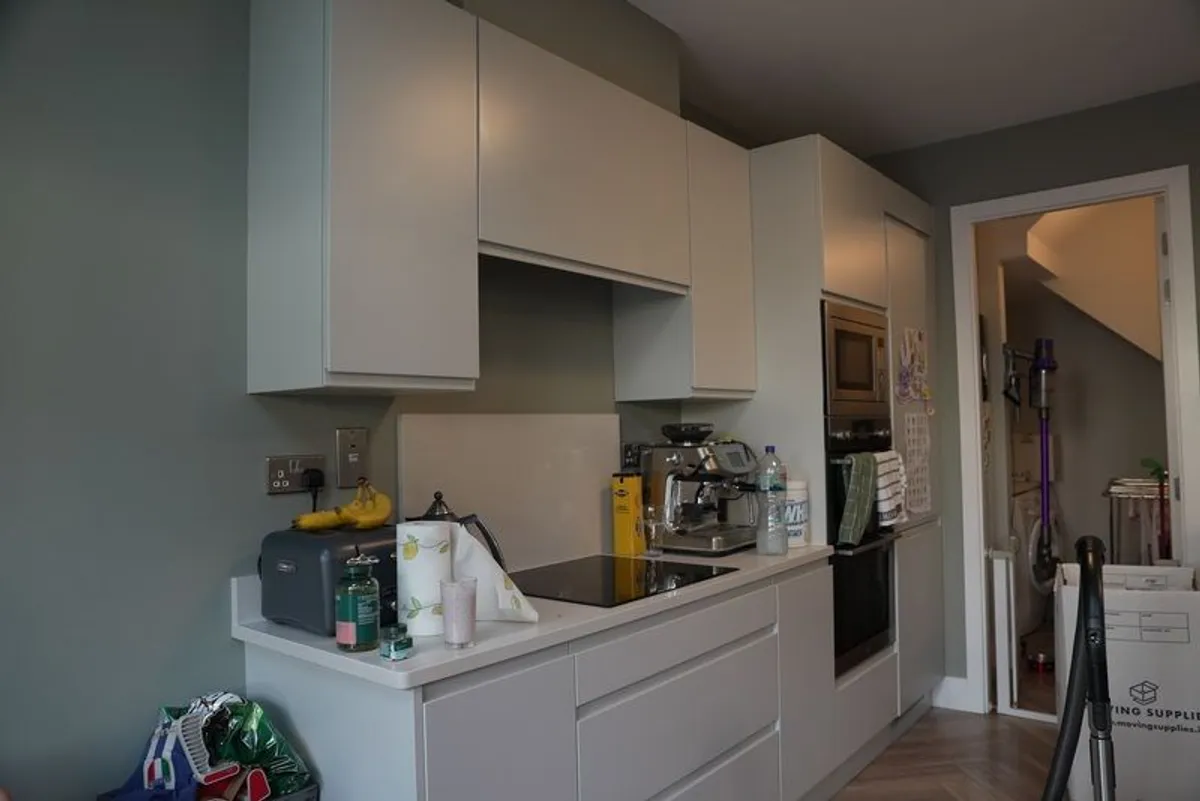 Kitchen for sale - Image 1