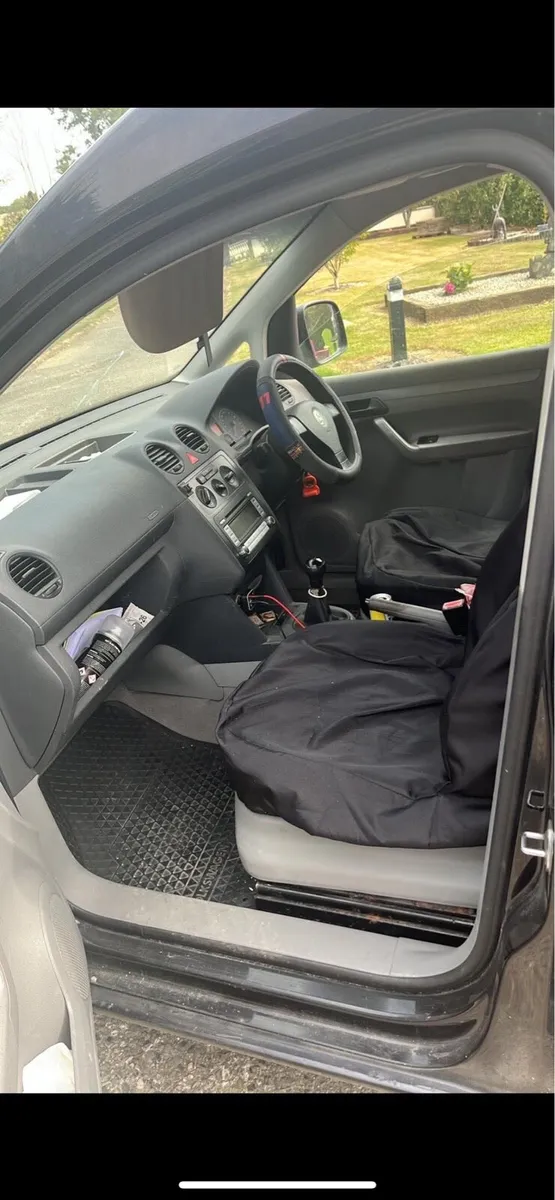 VW Caddy - Image 3