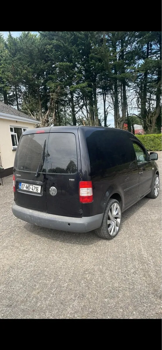 VW Caddy - Image 2