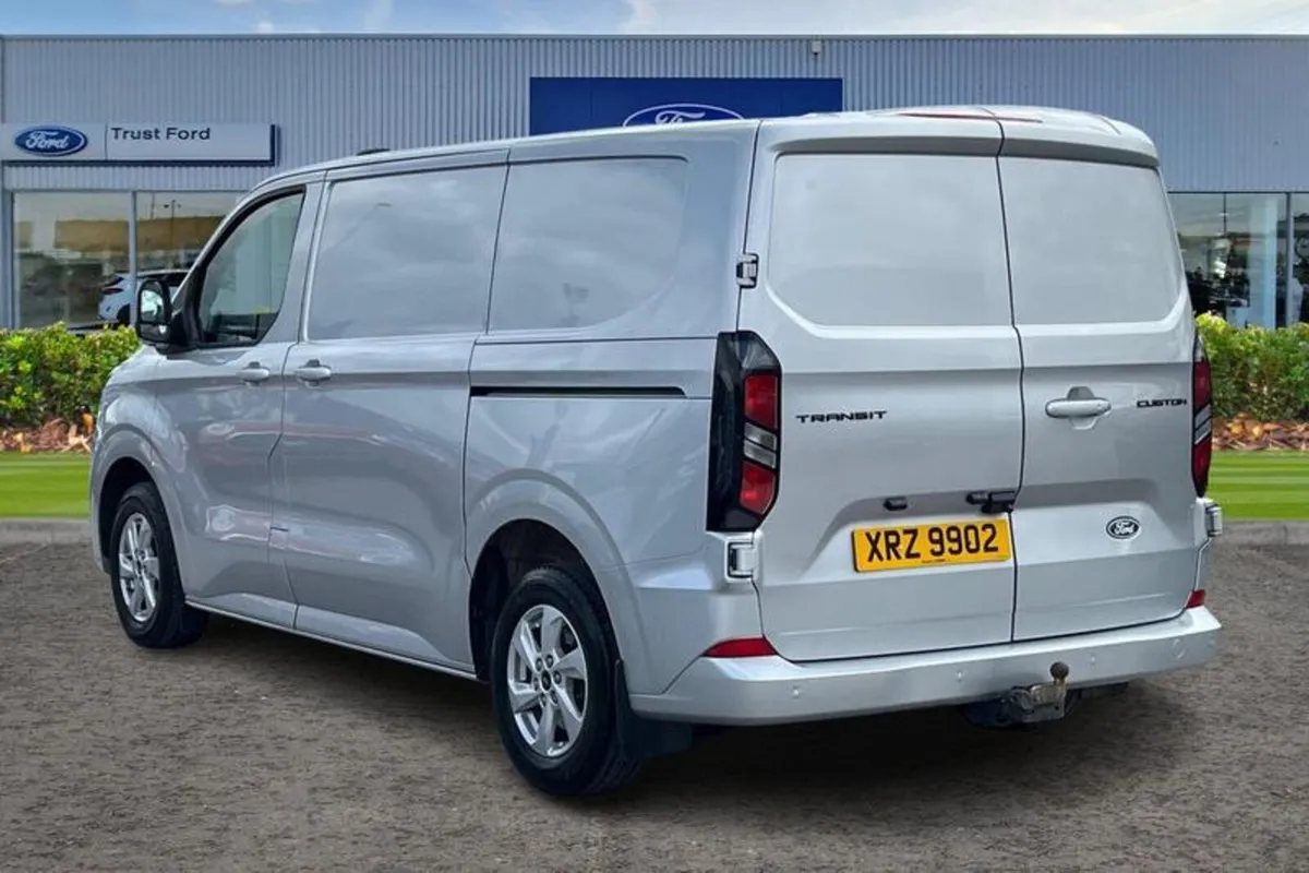 Ford Transit Custom 280 L1  FWD 2.0 EcoBlue 136ps - Image 2
