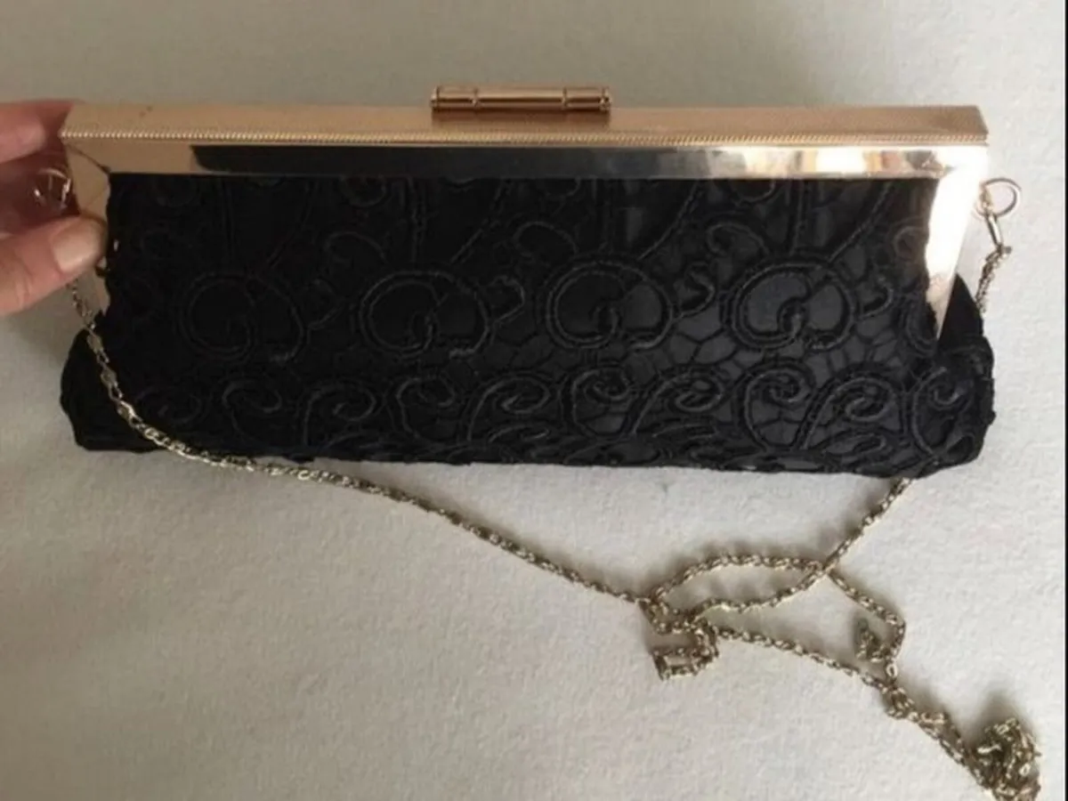 BRAND NEW Ladies Black Handbag / Clutch / Occasion - Image 4
