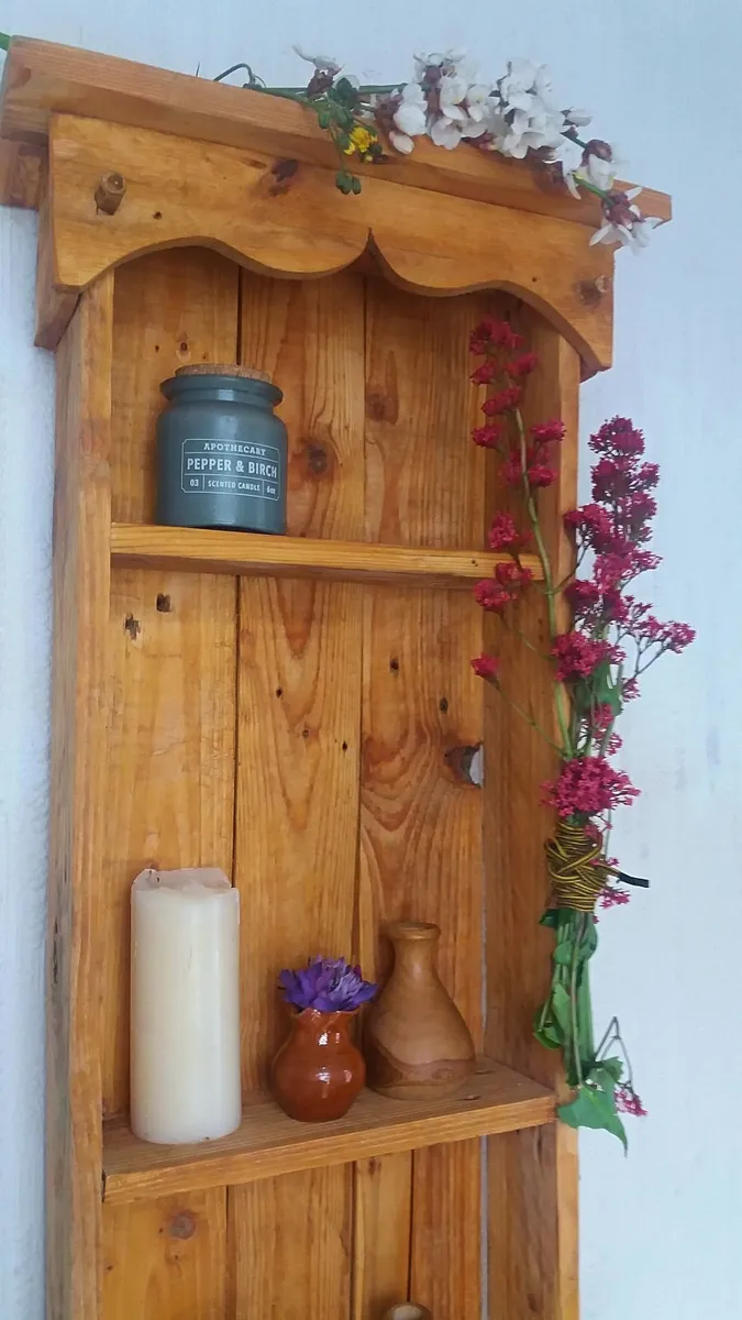 NEW Country style floating display shelf / storage - Image 4