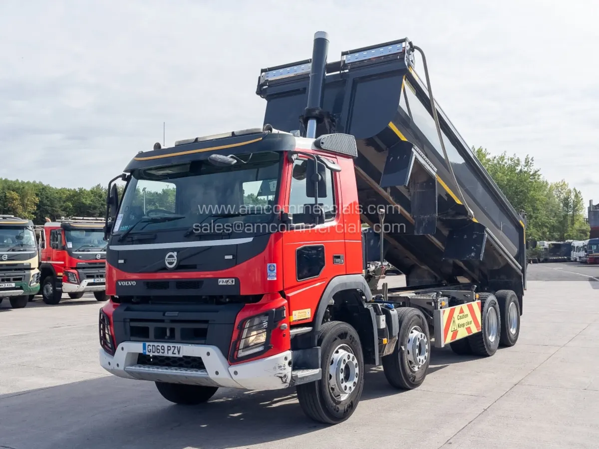 2020 VOLVO FMX 420 TIPPER - Image 4