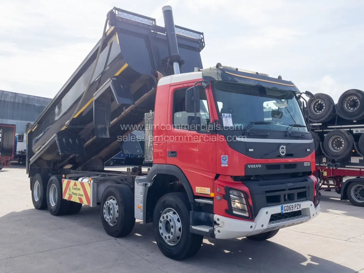 2020 VOLVO FMX 420 TIPPER - Image 2