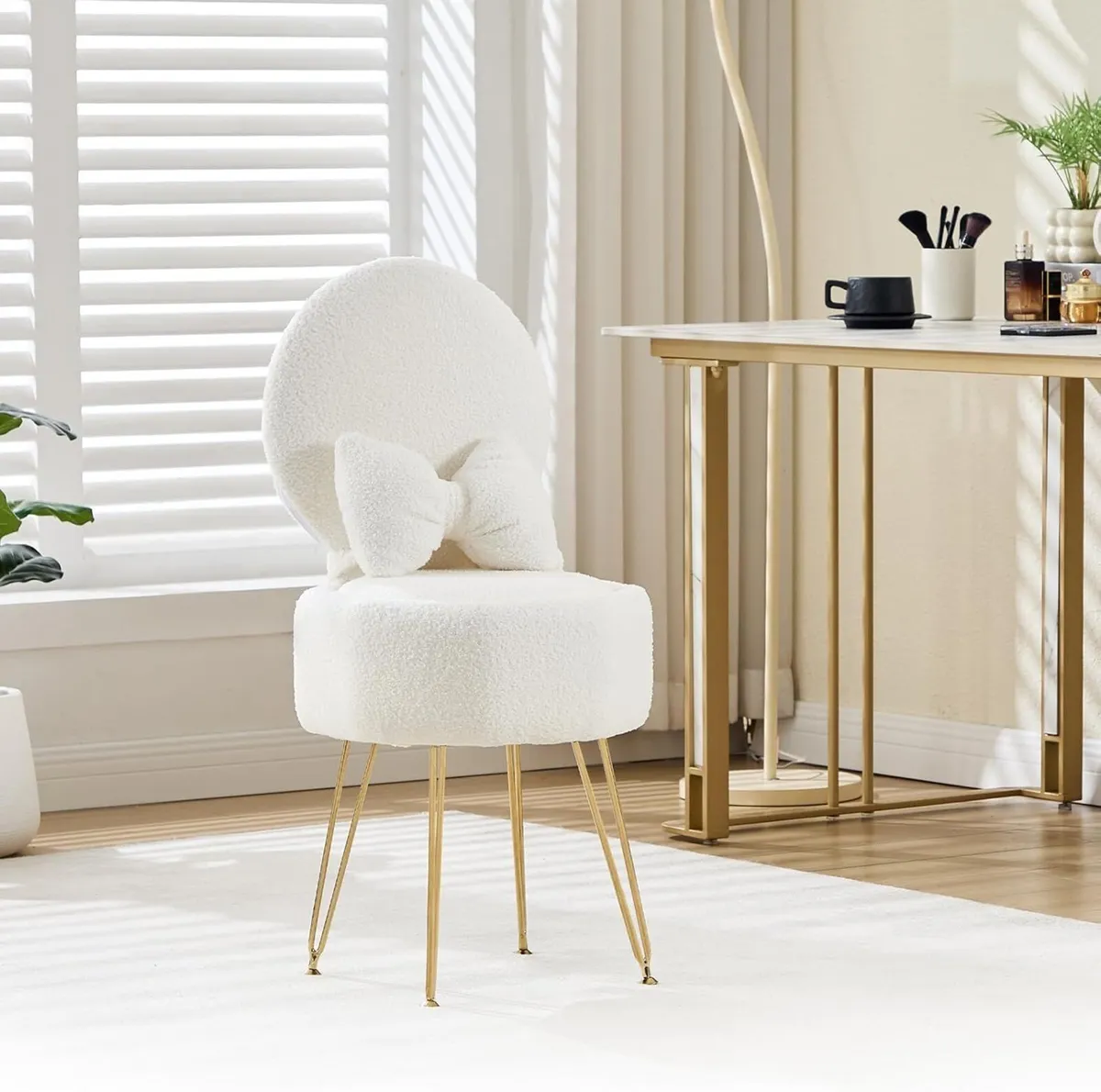 Table Chair with Stroage Space Vanity - Image 1
