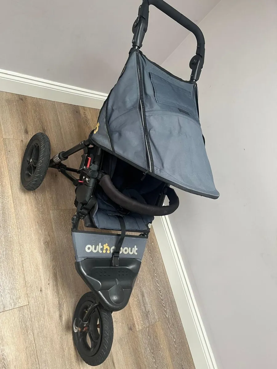 Out 'n' About Single Nipper Buggy with Accessories - Image 3
