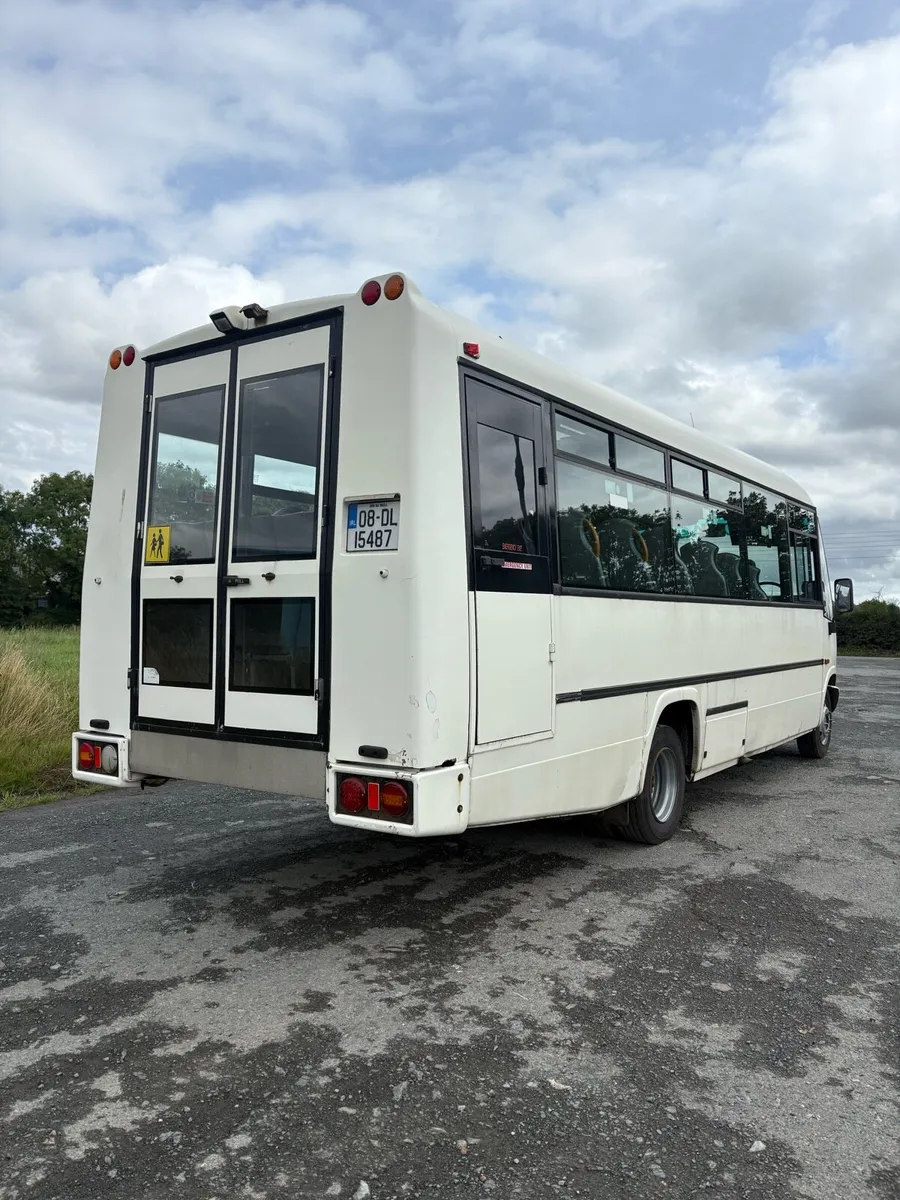 Mercedes Vario 33 Seater - Image 2