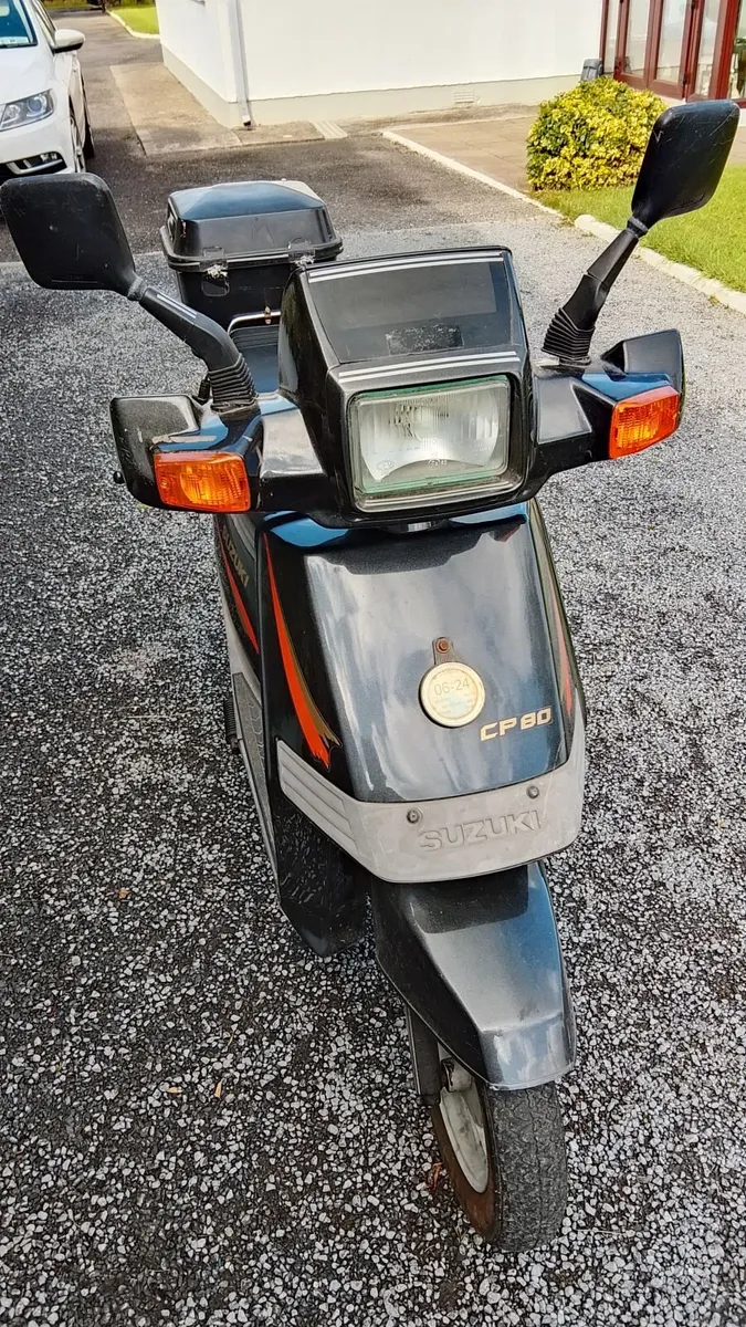 Scooter Suzuki cp80