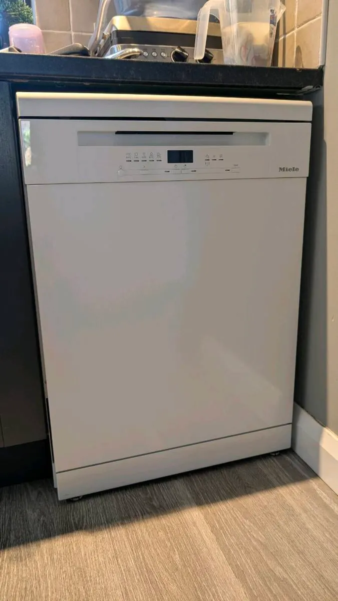 miele dishwasher G 5210 SC Active plus - Image 1
