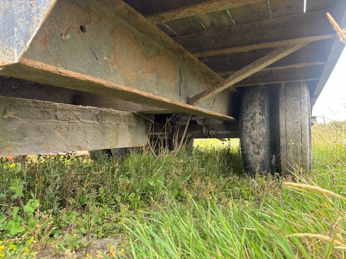 Low loader - Image 3