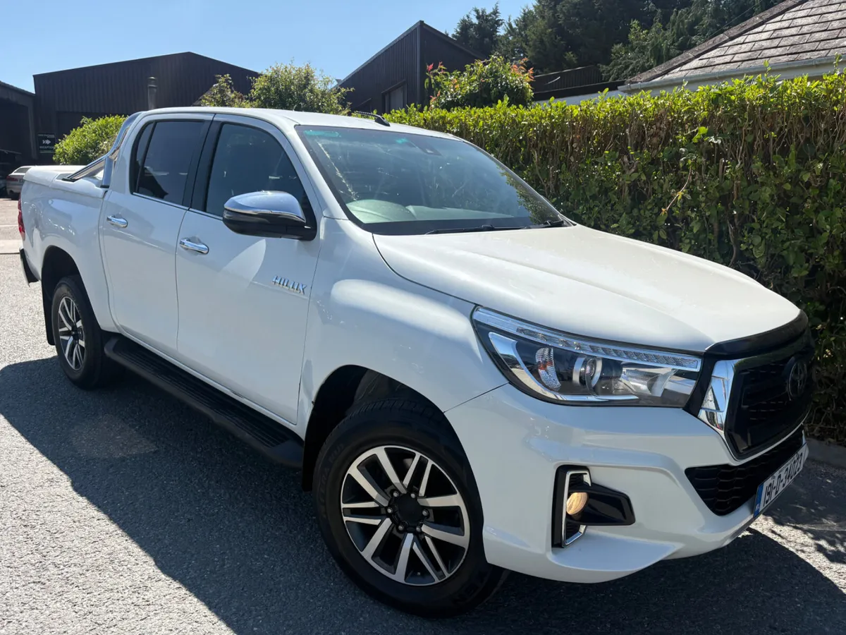 Toyota Hilux 2019 DC INVINCIBLE AUTO - Image 4