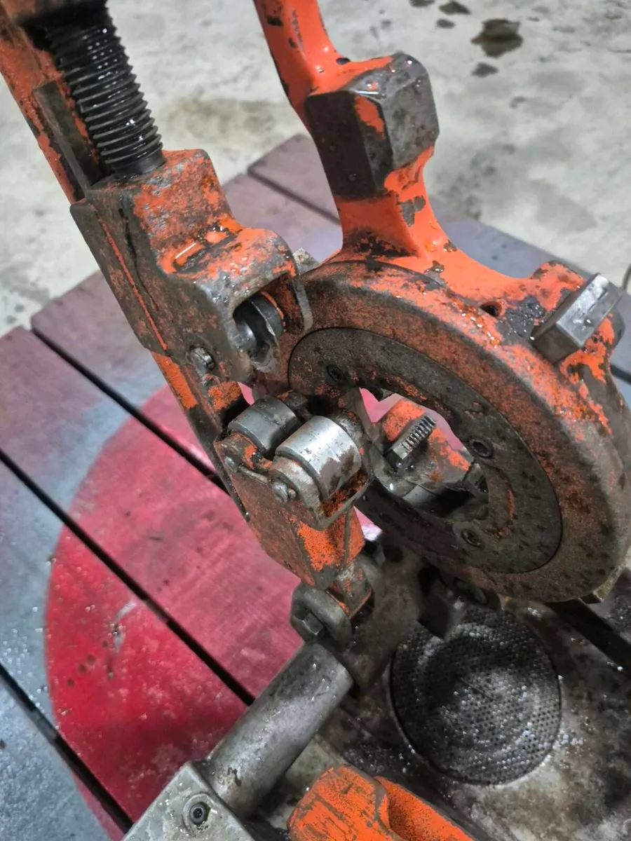 Electric pipe threader mcc 50 - Image 3