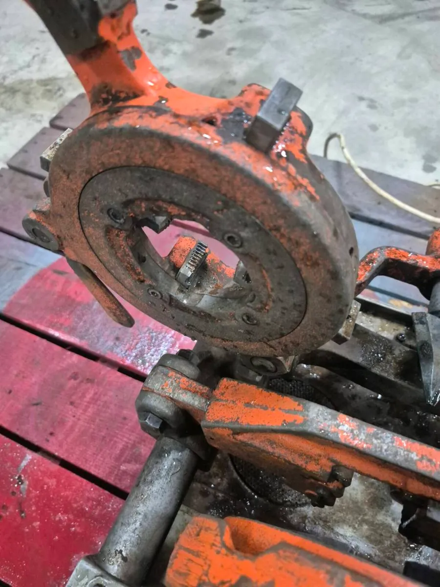 Electric pipe threader mcc 50 - Image 4